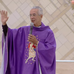 Pais eduquem seus filhos na fé