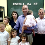 Escola da Fé - 01/02 - Ciência, Família e Fé