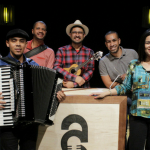 Música e entrevista com o ministério Forronaré