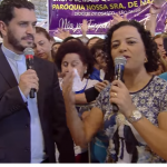 Expressão de fé de mães que oram