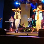 Membros da Comunidade Obra de Maria, de Recife (PE), se reúnem em encontro na Canção Nova