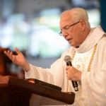 Somente pela fé iremos vencer - por monsenhor Jonas Abib