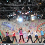 Público teen se reúne na Canção Nova abrindo o mês da Copa