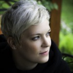 Seja mulher forte e não fútil - por monsenhor Jonas Abib