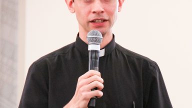 Advento, mãos estendidas