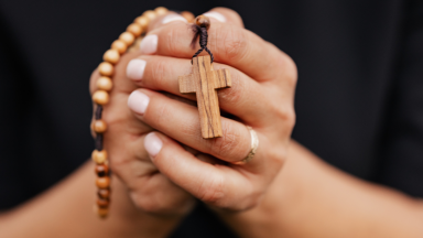 Precisamos de oração como de água para viver