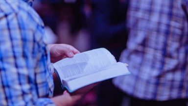 Jesus deixa em cada irmão e irmã o seu rosto de filho