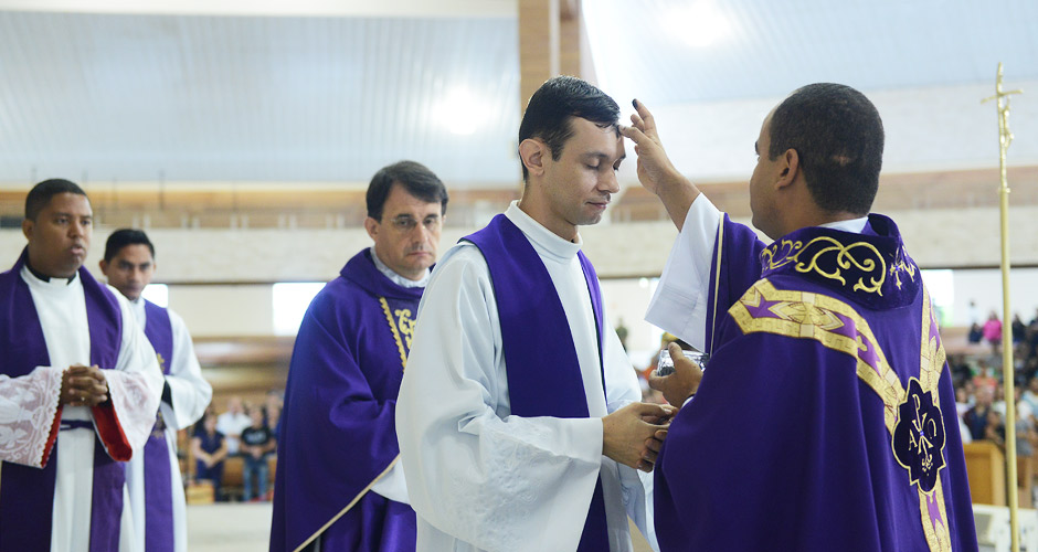 Missa de Quarta-feira de Cinzas dá início a Quaresma