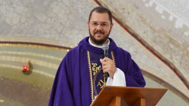 Jesus veio para nos salvar! - Padre Uélisson Pereira (06/12/2021)