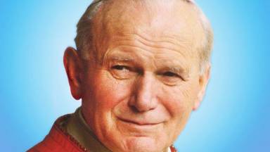 Dois de abril: data marca os 16 anos de falecimento de João Paulo II