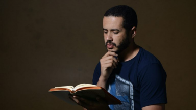 A oração é um encontro íntimo com Deus
