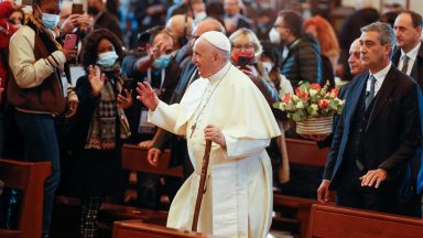 Romper com a indiferença e redescobrir o encontro e o diálogo, diz Papa