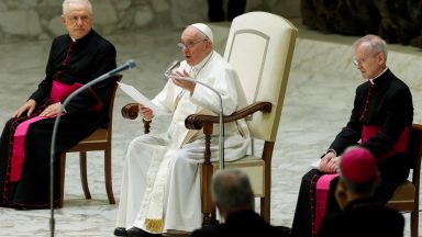 Retomando as catequeses, Papa reflete sobre recente viagem ao Canadá