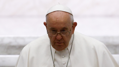 O clericalismo é uma forma de mundanismo que danifica a Igreja, diz Papa