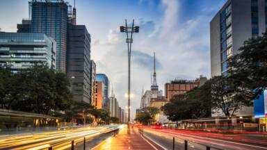 O mundo jaz nas trevas, mas Vós sois a Luz do mundo!