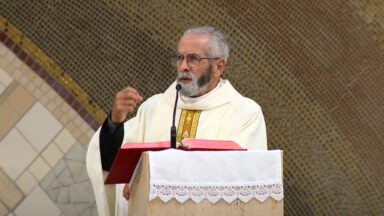 Como ter um amor ardente por Deus - Padre Vagner Baia (15/07/2025)