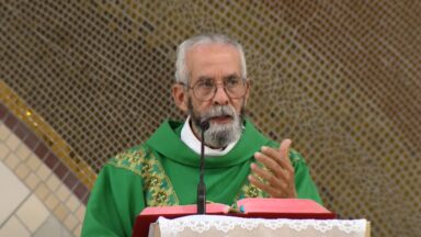 Não seja pedra de tropeço para ninguém! - Padre Vagner Baia - 07/08/2025