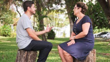 Como o diretor espiritual pode ajudar no discernimento da minha vocação?