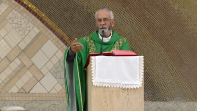 Nada nos separe do amor de Deus - Padre Vagner Baia - 30/10/2025