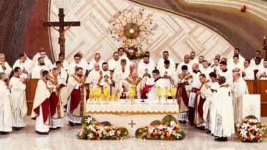 Primeiras missas dos neo-sacerdotes da Comunidade Canção Nova