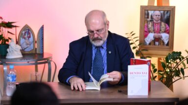 Silvonei José participa de coletiva e visita o Santuário Pai das Misericórdias