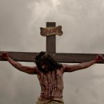 Contemplemos a morte de Jesus na cruz