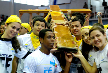 26_eventos-001 Jovens de Juiz de Fora testemunham sua fé