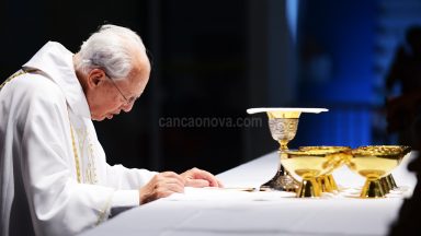 Pelo sacrifício de Jesus vem a nossa salvação