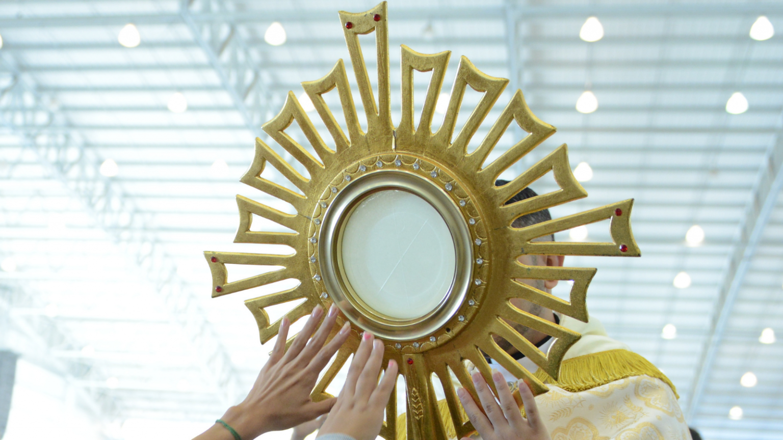 Eucaristia-2-1536x864.png